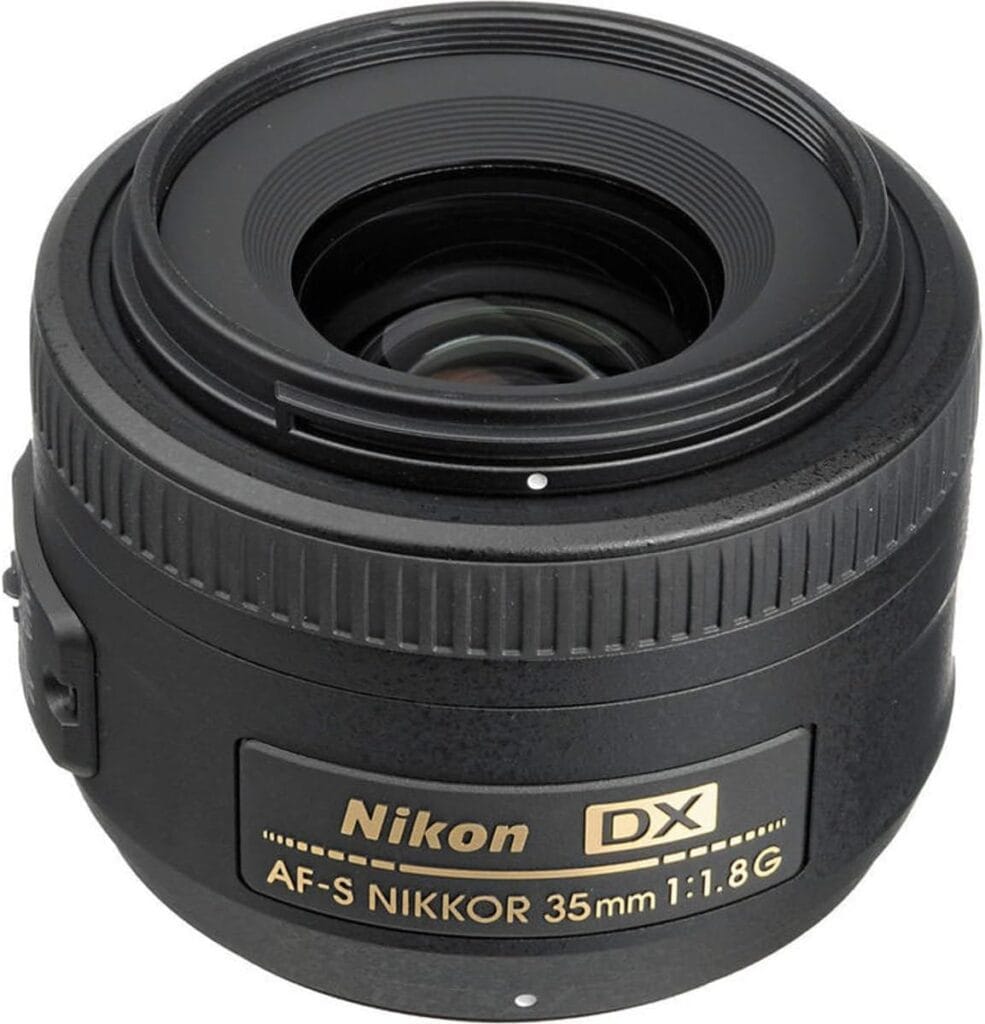 Nikon AF-S DX NIKKOR 35mm f/1.8G lens